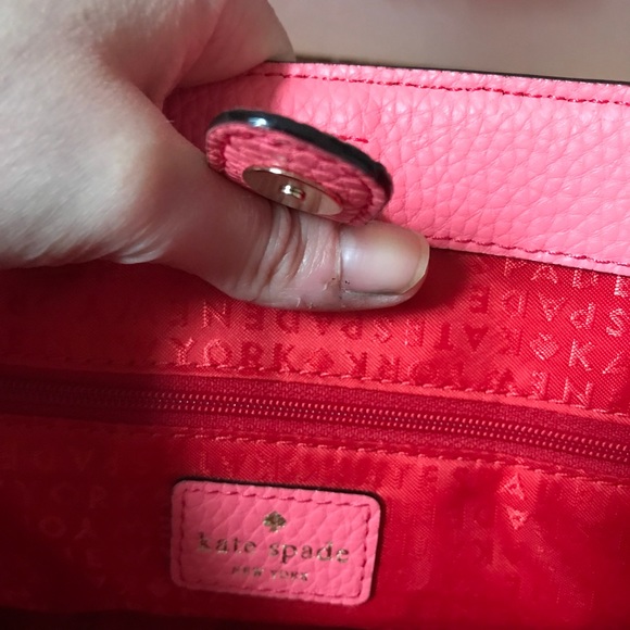 Kate Spade pink tote🎀 - Picture 4 of 6